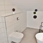 Penthouses Panorama Apartman Palit
